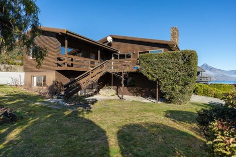 Photo of property in 9 Oregon Drive, Kelvin Heights, Queenstown, 9300