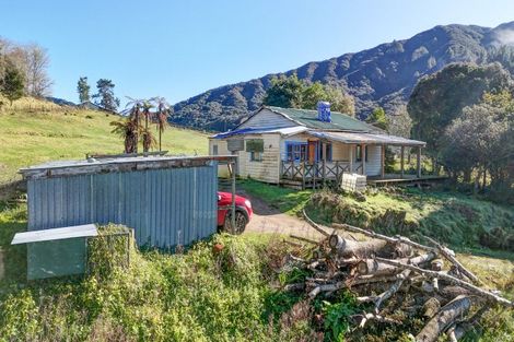 Photo of property in 217 Taumatatahi Road, Ngamatapouri, Wanganui, 4588