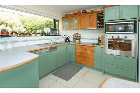 Photo of property in 115 Pacific Parade, Army Bay, Whangaparaoa, 0930