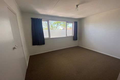 Photo of property in 1/14 Roberts Road, Te Atatu South, Auckland, 0610
