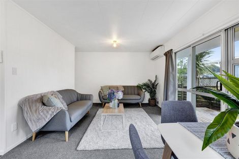 Photo of property in 18 Culzean Grove, Bell Block, New Plymouth, 4312