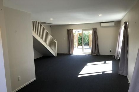 Photo of property in 8 Waldie Grove, Avalon, Lower Hutt, 5011