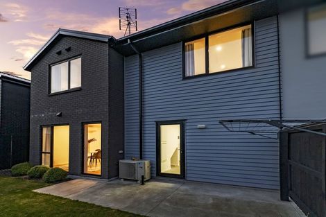 Photo of property in 12 Miromiro Street, Broomfield, Christchurch, 8042