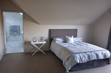 Photo of property in 253 Ngahere Park Road, Turitea, Palmerston North, 4472