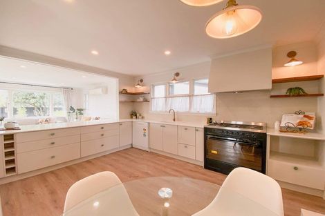 Photo of property in 98 Amyes Road, Hornby, Christchurch, 8042