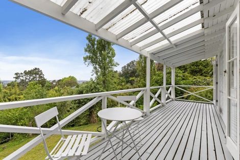 Photo of property in 70 Pleasant Road, Glen Eden, Auckland, 0602