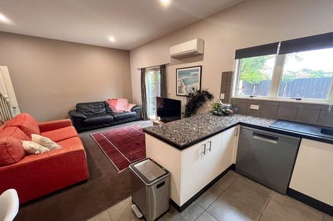 Photo of property in 9g Crohane Place, Addington, Christchurch, 8024