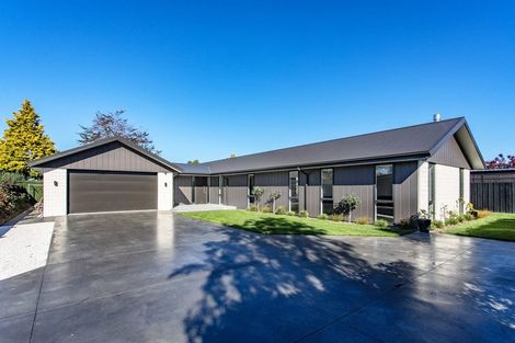 Photo of property in 141 West Belt, Rangiora, 7400