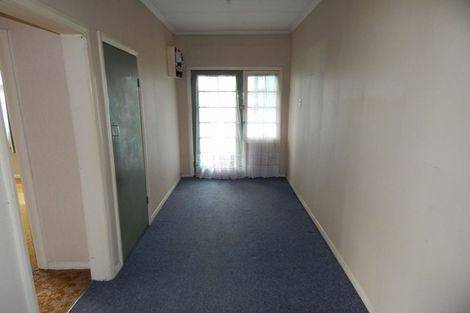 Photo of property in 104 Peel Street, Westport, 7825