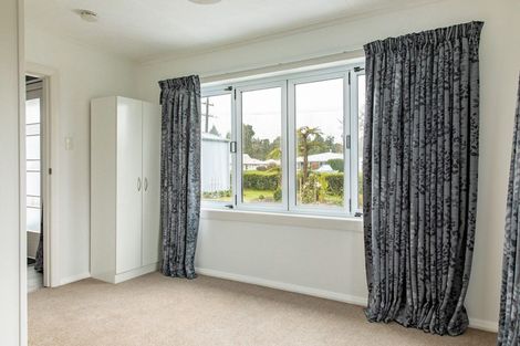 Photo of property in 51 Brougham Street, Westport, 7825