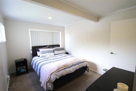 Photo of property in 4 Santiago Crescent, Unsworth Heights, Auckland, 0632