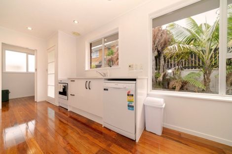 Photo of property in 22 Morriggia Place, Bayview, Auckland, 0629