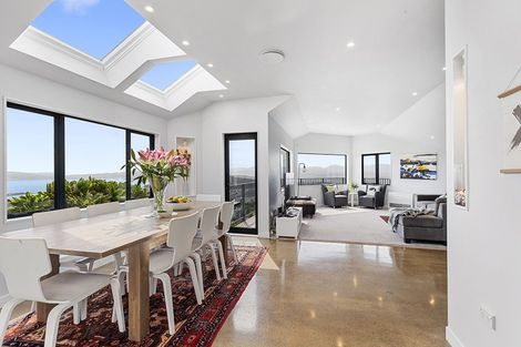 Photo of property in 33 Mitchell Street, Brooklyn, Wellington, 6021