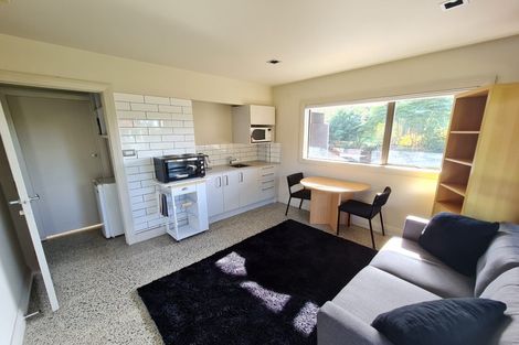 Photo of property in 14 Portsea Place, Chatswood, Auckland, 0626