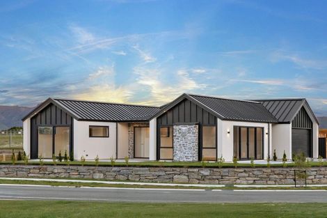 Photo of property in 12 Mason Street, Wanaka, 9305