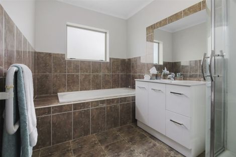 Photo of property in 49 Munroe Road, Ranui, Auckland, 0612