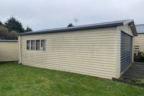 Photo of property in 13 Gloaming Place, Conifer Grove, Takanini, 2112