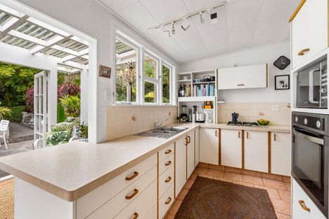 Photo of property in 21 Hornsey Road, Bluff Hill, Napier, 4110