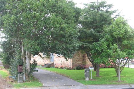 Photo of property in 45 Hereford Street, Te Atatu Peninsula, Auckland, 0610