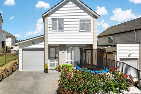 Photo of property in 16 Kaipuke Crescent, Gulf Harbour, Whangaparaoa, 0930
