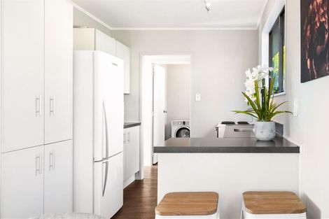 Photo of property in 24 Hassan Drive, Massey, Auckland, 0614