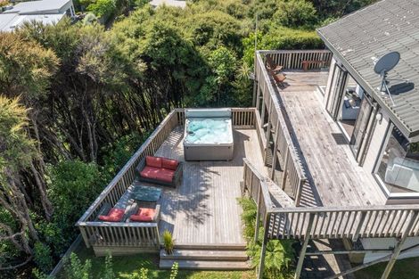 Photo of property in 42 James Cook Drive, Whitby, Porirua, 5024