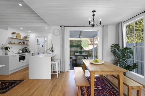 Photo of property in 28 Hawkesbury Avenue, St Albans, Christchurch, 8014