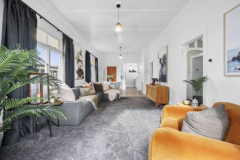 Photo of property in 372a Carrington Street, Upper Vogeltown, New Plymouth, 4310