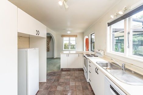 Photo of property in 62 Parkes Avenue, Saint Johns Hill, Whanganui, 4501