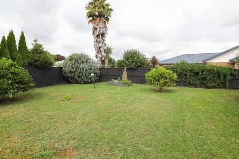 Photo of property in 9 Rochester Place, Nawton, Hamilton, 3200