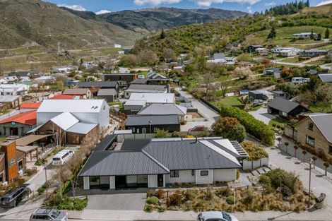 Photo of property in 8a Naylor Street, Clyde, 9330