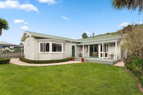 Photo of property in 122 Lord Rutherford Road South, Brightwater, 7022