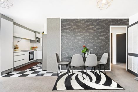 Photo of property in 323 Triangle Road, Massey, Auckland, 0614