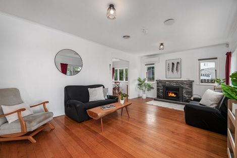 Photo of property in 66 Don Buck Road, Massey, Auckland, 0614