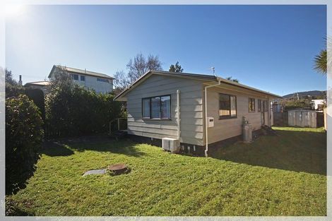 Photo of property in 3a Dale Road, Raumati South, Paraparaumu, 5032