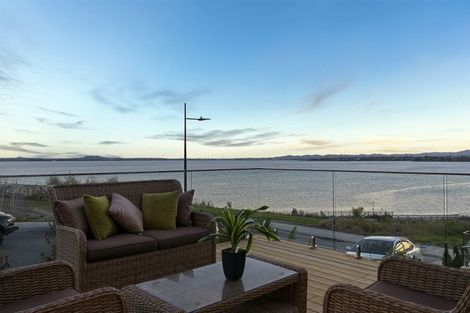 Photo of property in 1 Seawind Way, Hobsonville, Auckland, 0616