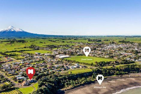 Photo of property in 22 Halse Place, Opunake, 4616