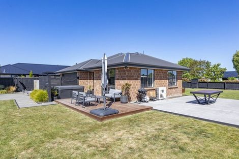 Photo of property in 114 Pegasus Boulevard, Pegasus, 7612