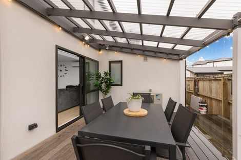 Photo of property in 1/4 Gilberthorpes Road, Islington, Christchurch, 8042