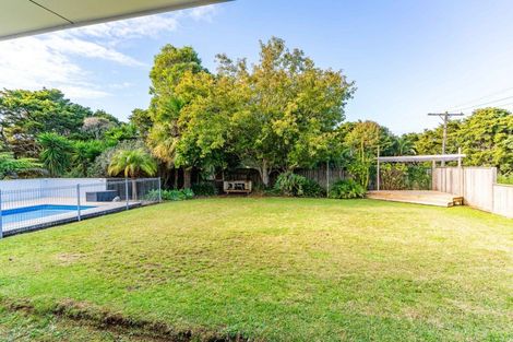 Photo of property in 2 Memorial Drive, Parahaki, Whangarei, 0112