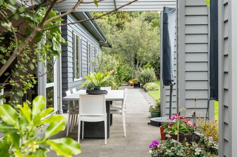 Photo of property in 28 Esk View Road, Eskdale, Napier, 4182