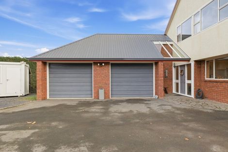Photo of property in 9 Huntly Road, Outram, 9019