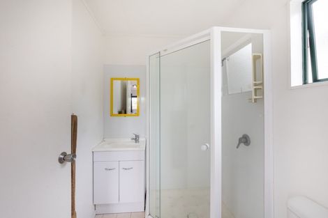 Photo of property in 19 Featherston Street, Takaro, Palmerston North, 4412