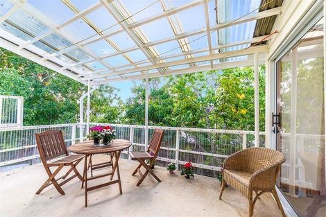 Photo of property in 21 Karaka Street, New Lynn, Auckland, 0600