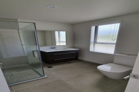 Photo of property in 2/28 Raukawa Street, Stokes Valley, Lower Hutt, 5019