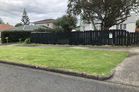 Photo of property in 1/31 Cleek Road, Mangere East, Auckland, 2024