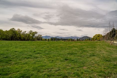 Photo of property in 930 Mount Barker Road, Wanaka, 9382