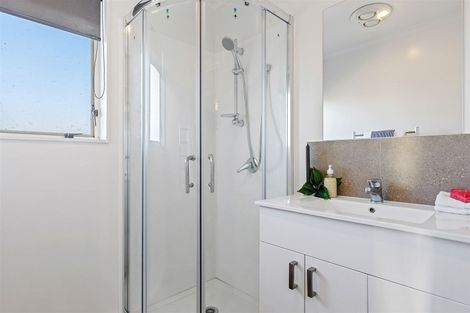 Photo of property in 17a Meon Street, Aranui, Christchurch, 8061