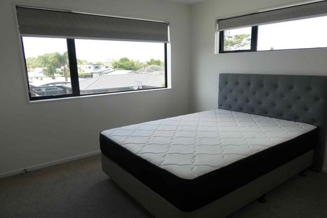 Photo of property in 20/12 Arney Road, Ranui, Auckland, 0612