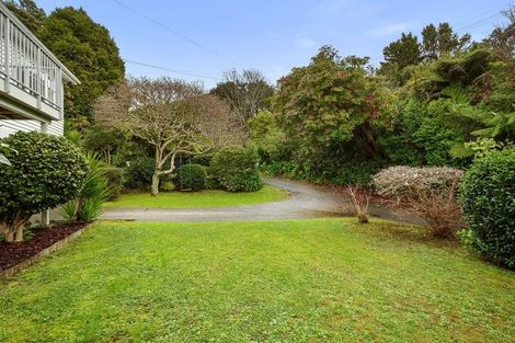 Photo of property in 15 Ngatitoa Street, Tawa, Wellington, 5028